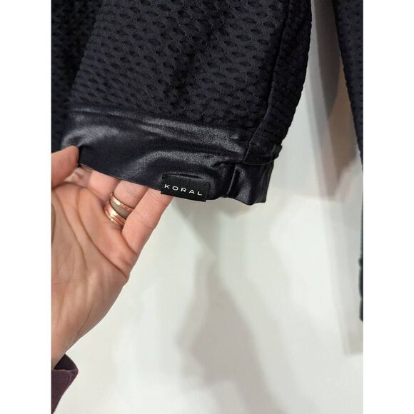 Koral Sofia Netz Pullover Womens L Athleisure Breezy Sweatshirt Workout Travel - Picture 5 of 9